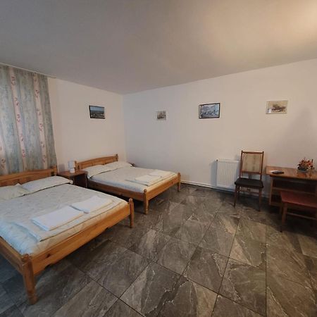 Cazare Eforie Nord, Plaja Acapulco, Garsoniere Four Studios, Bucatarie Comuna, Baie Proprie, Etaj 4, Fara Lift Экстерьер фото