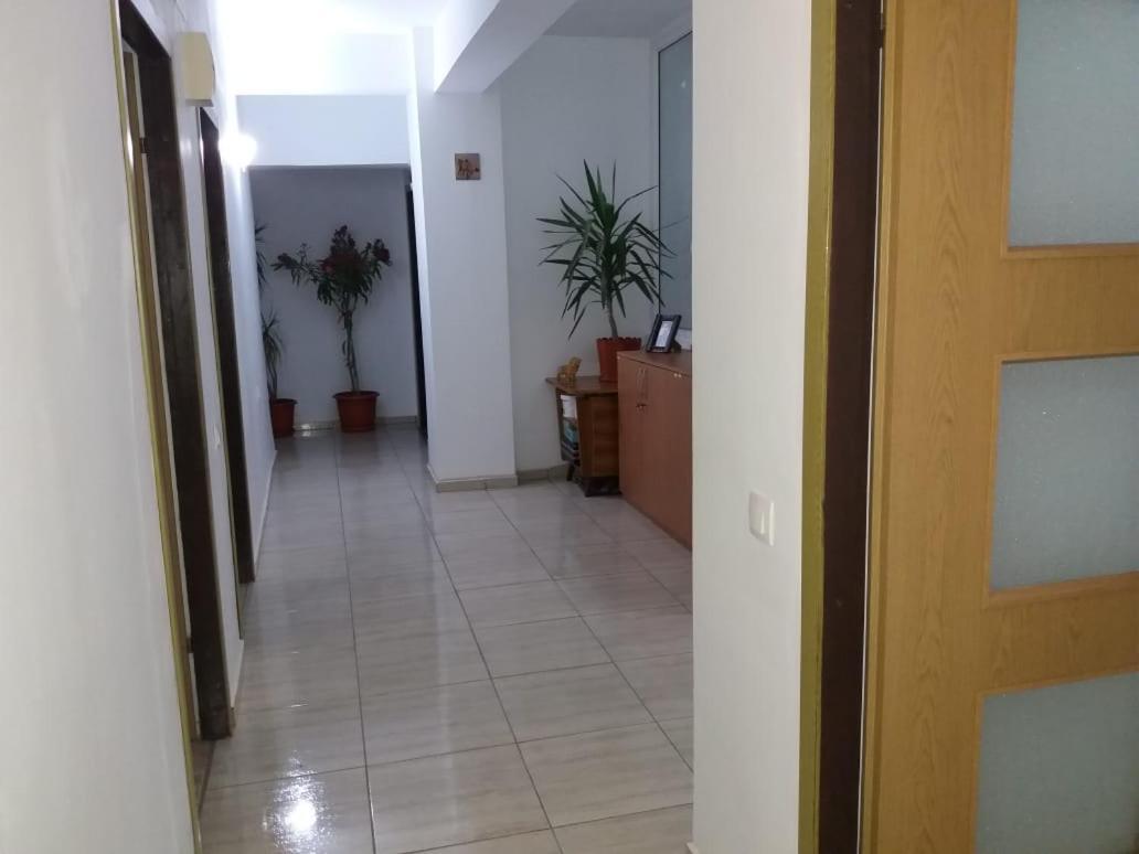 Cazare Eforie Nord, Plaja Acapulco, Garsoniere Four Studios, Bucatarie Comuna, Baie Proprie, Etaj 4, Fara Lift Экстерьер фото