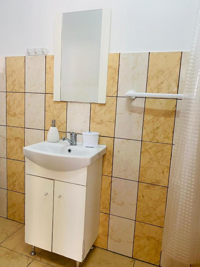 Cazare Eforie Nord, Plaja Acapulco, Garsoniere Four Studios, Bucatarie Comuna, Baie Proprie, Etaj 4, Fara Lift Экстерьер фото