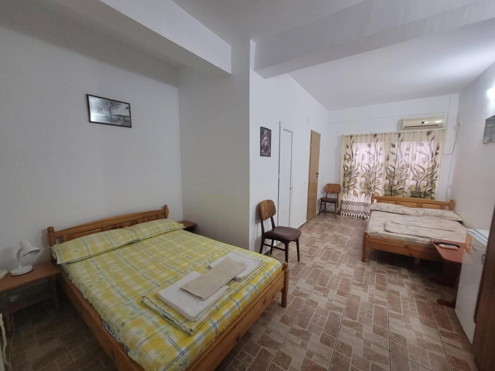 Cazare Eforie Nord, Plaja Acapulco, Garsoniere Four Studios, Bucatarie Comuna, Baie Proprie, Etaj 4, Fara Lift Экстерьер фото