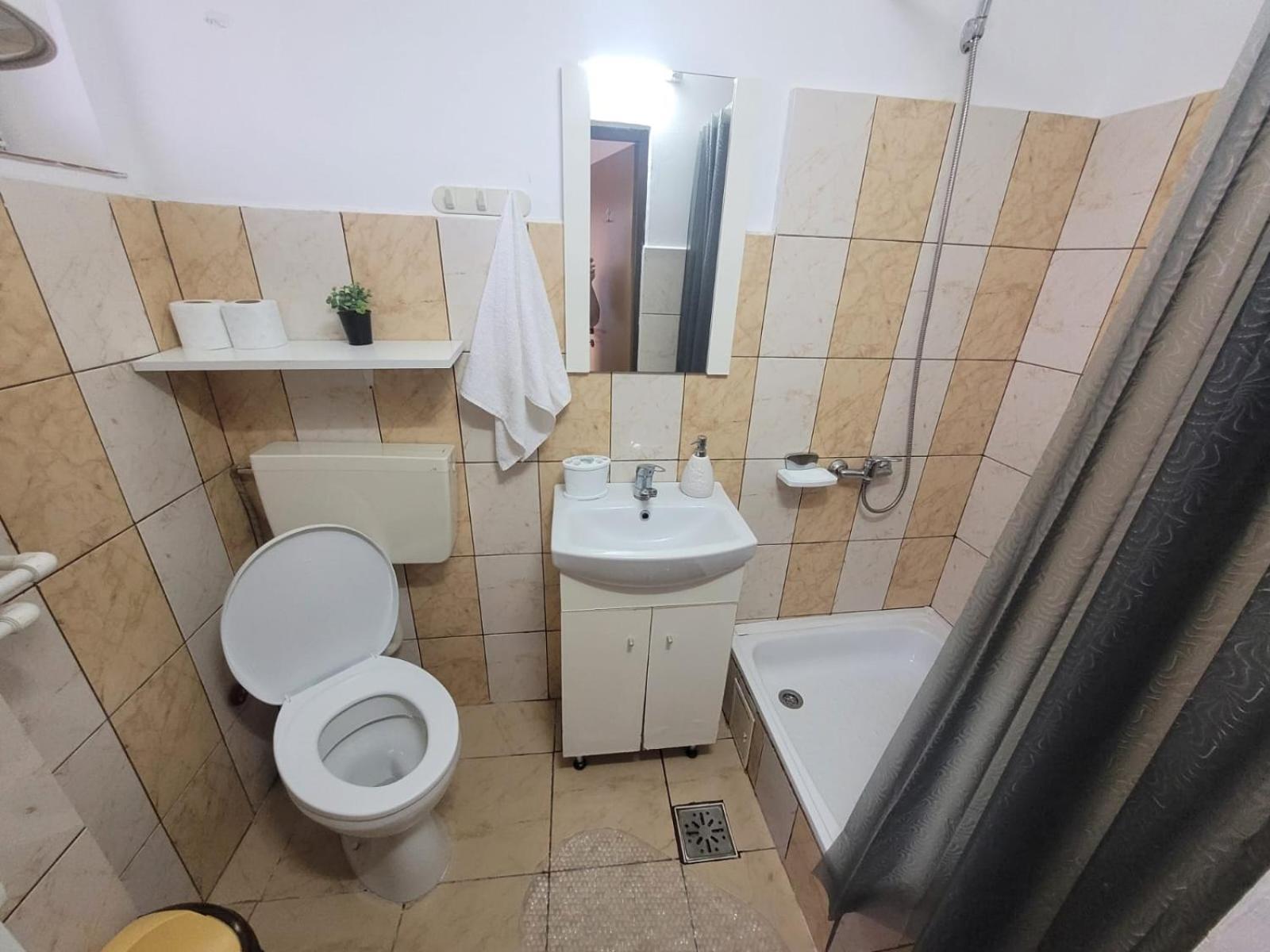 Cazare Eforie Nord, Plaja Acapulco, Garsoniere Four Studios, Bucatarie Comuna, Baie Proprie, Etaj 4, Fara Lift Экстерьер фото