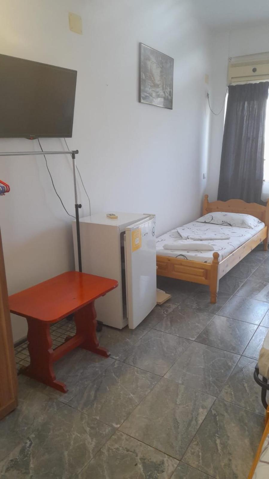 Cazare Eforie Nord, Plaja Acapulco, Garsoniere Four Studios, Bucatarie Comuna, Baie Proprie, Etaj 4, Fara Lift Экстерьер фото